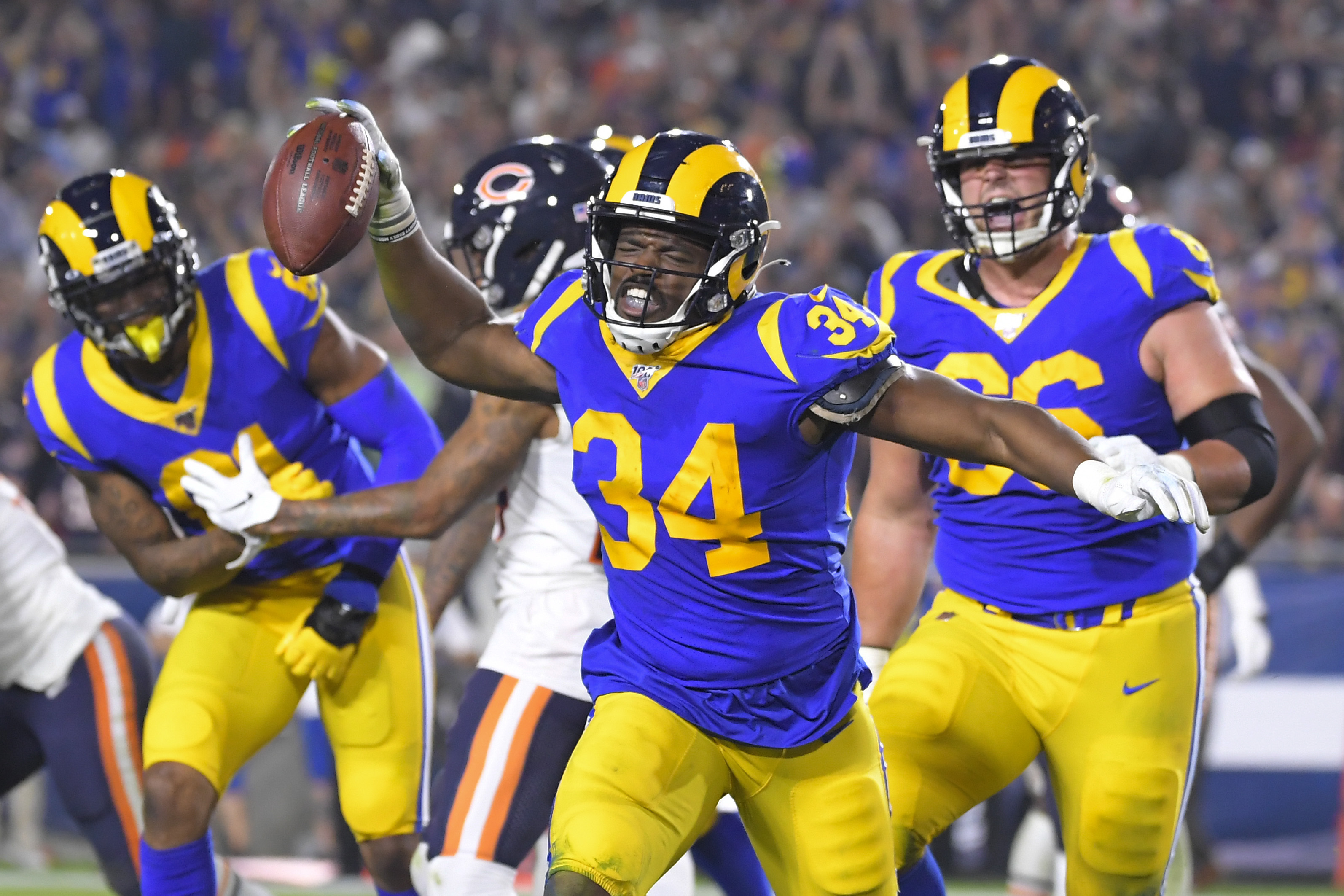 Gurley, Brown help Rams ground out 17-7 win over Bears
