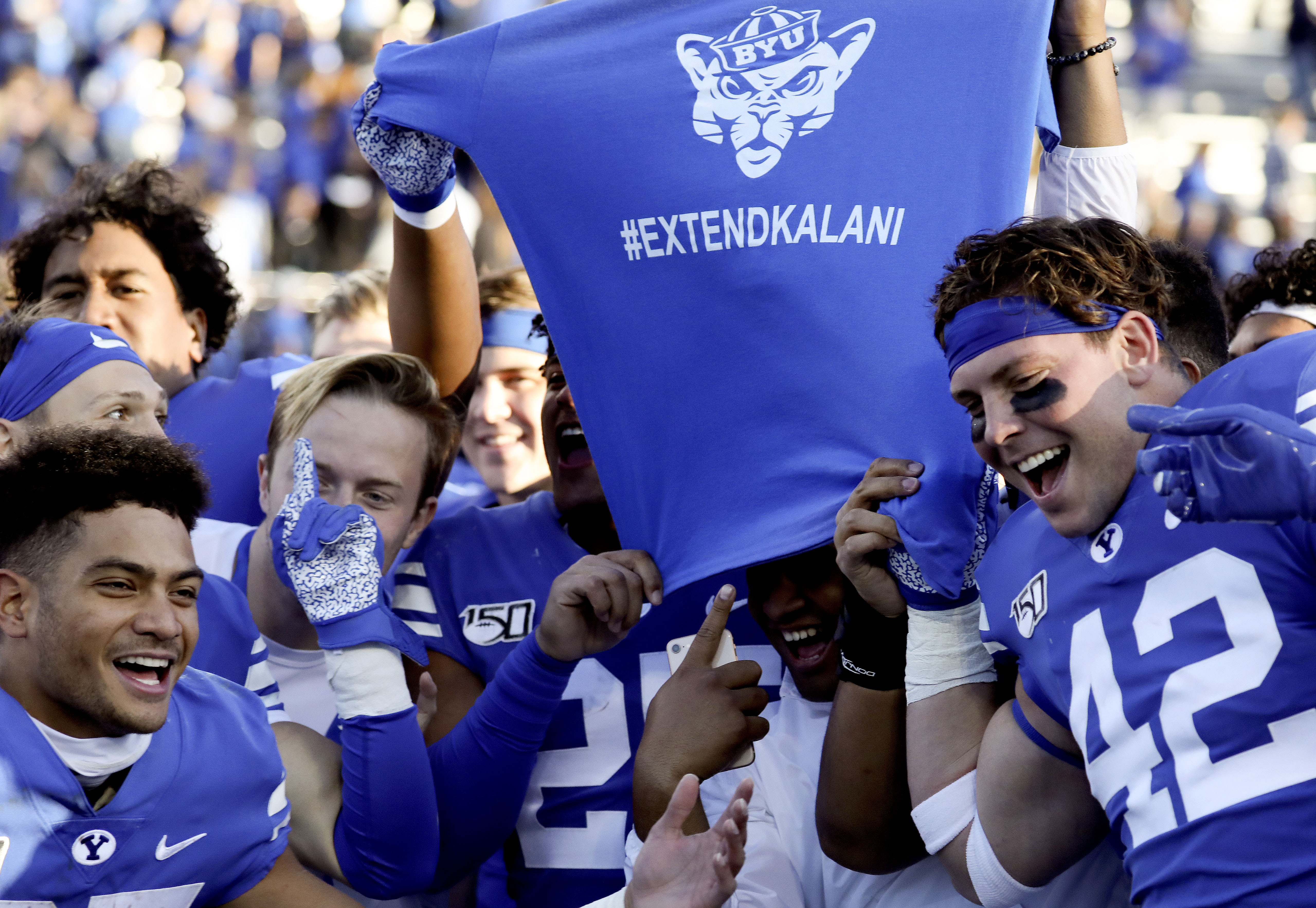 BYU football players display a T-shirt with #EXTENDKALANI after their win against Idaho State at LaVell Edwards Stadium in Provo on Saturday, Nov. 16, 2019. (Photo: Laura Seitz, KSL)