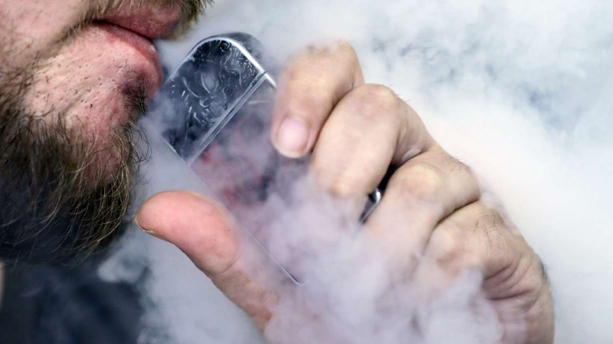 AMA calls for total ban on all e-cigarette, vaping products