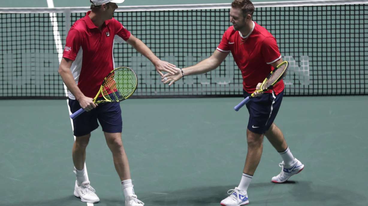 US eliminated from Davis Cup Finals despite win over Italy