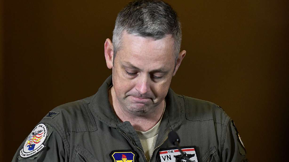 Airmen killed in Oklahoma Air Force base crash identified