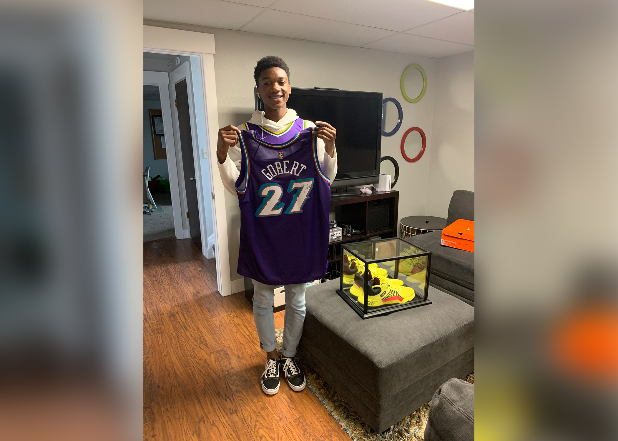 Community rallies behind bullied Utah teen, family with security system