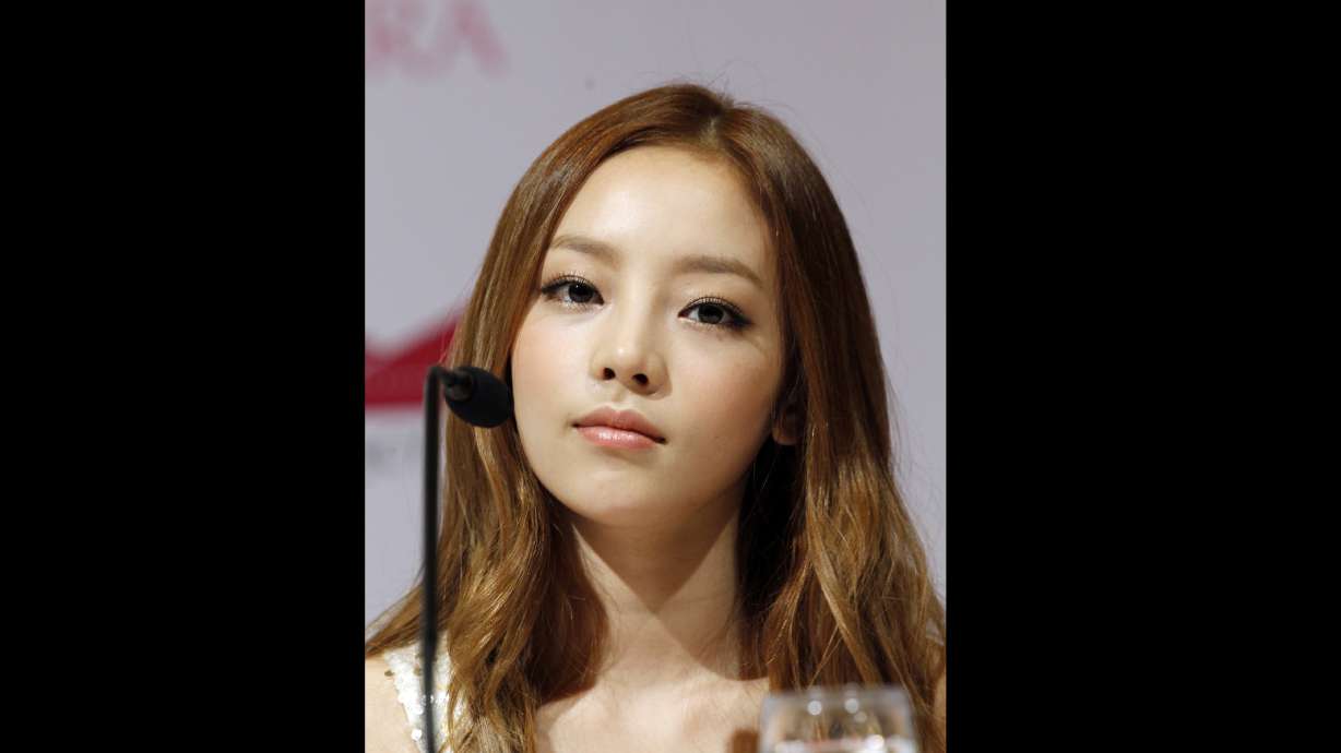 Singer Goo Hara’s death shines light on dark side of K-pop