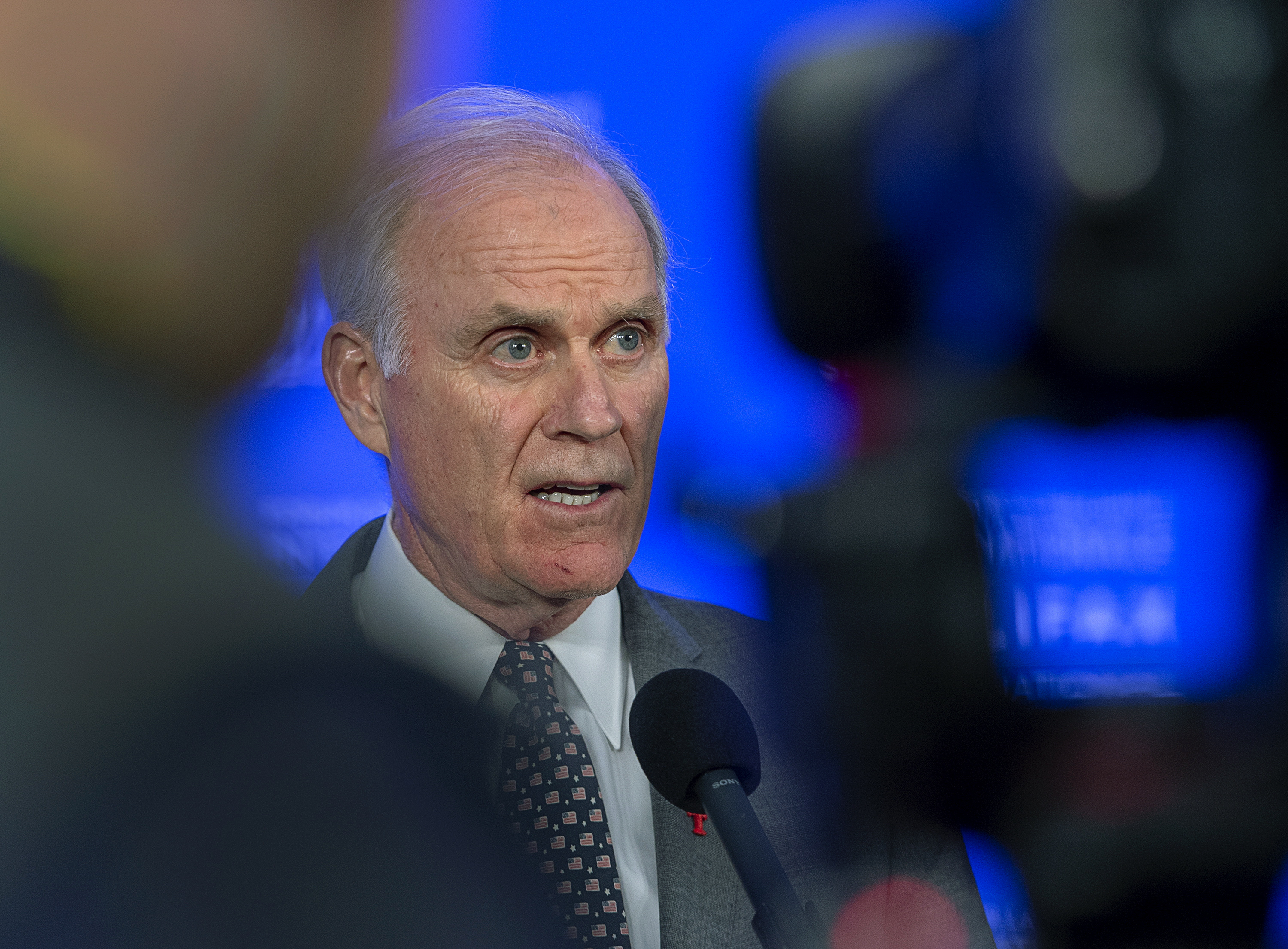 Fired Navy Secretary Spencer criticizes Trump in SEAL case