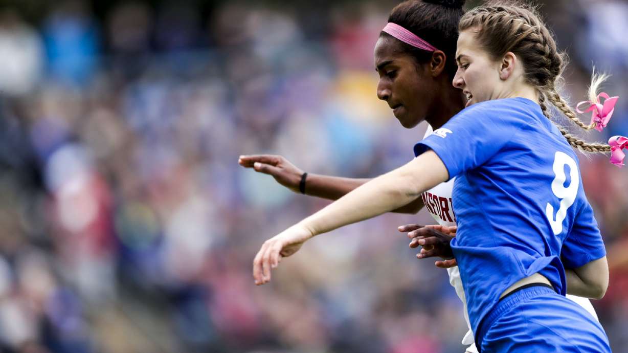 Top-ranked Stanford eliminates No. 4 BYU women's soccer, 5-1 in NCAA quarterfinal