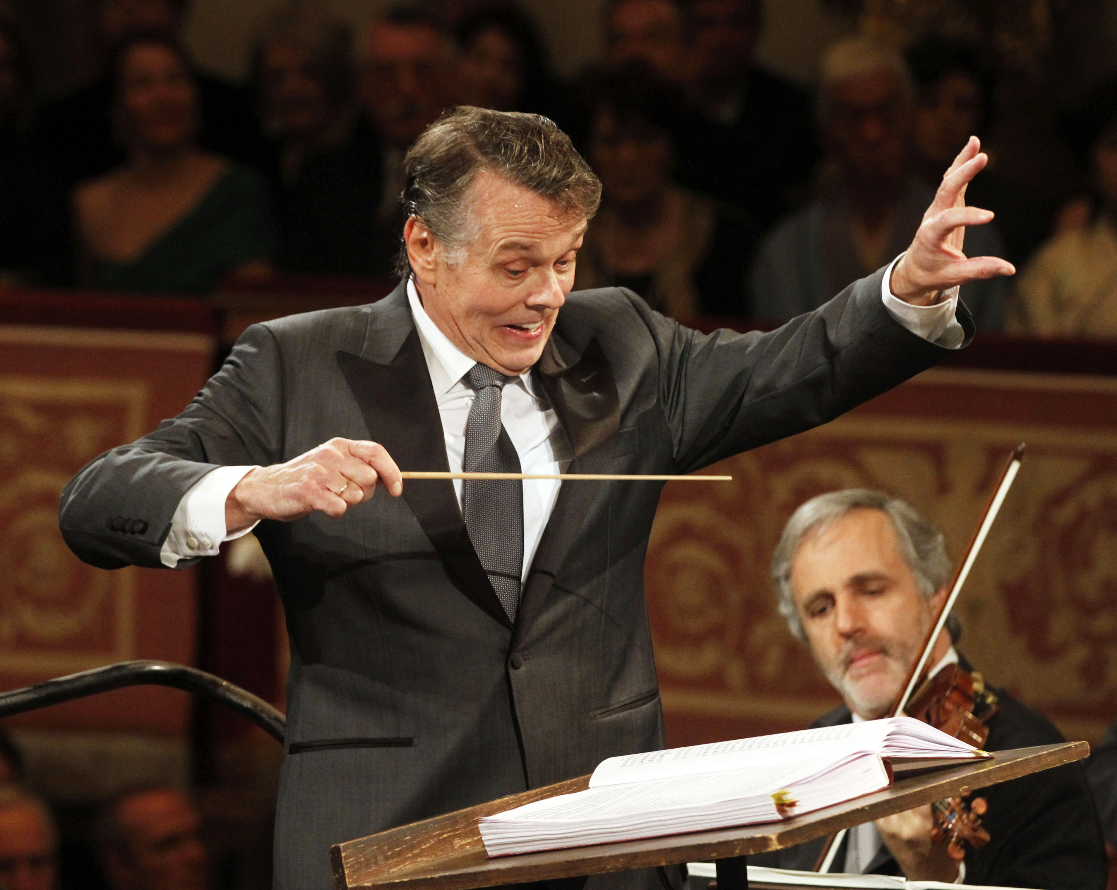 Conductor Mariss Jansons dies at 76; led top orchestras