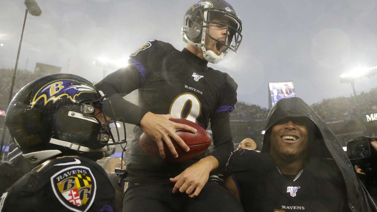 Jackson, Ravens beat 49ers 20-17 to extend win streak to 8