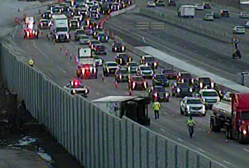 Northbound I-15 in Lehi cleared after trailer rolls, partially blocks freeway