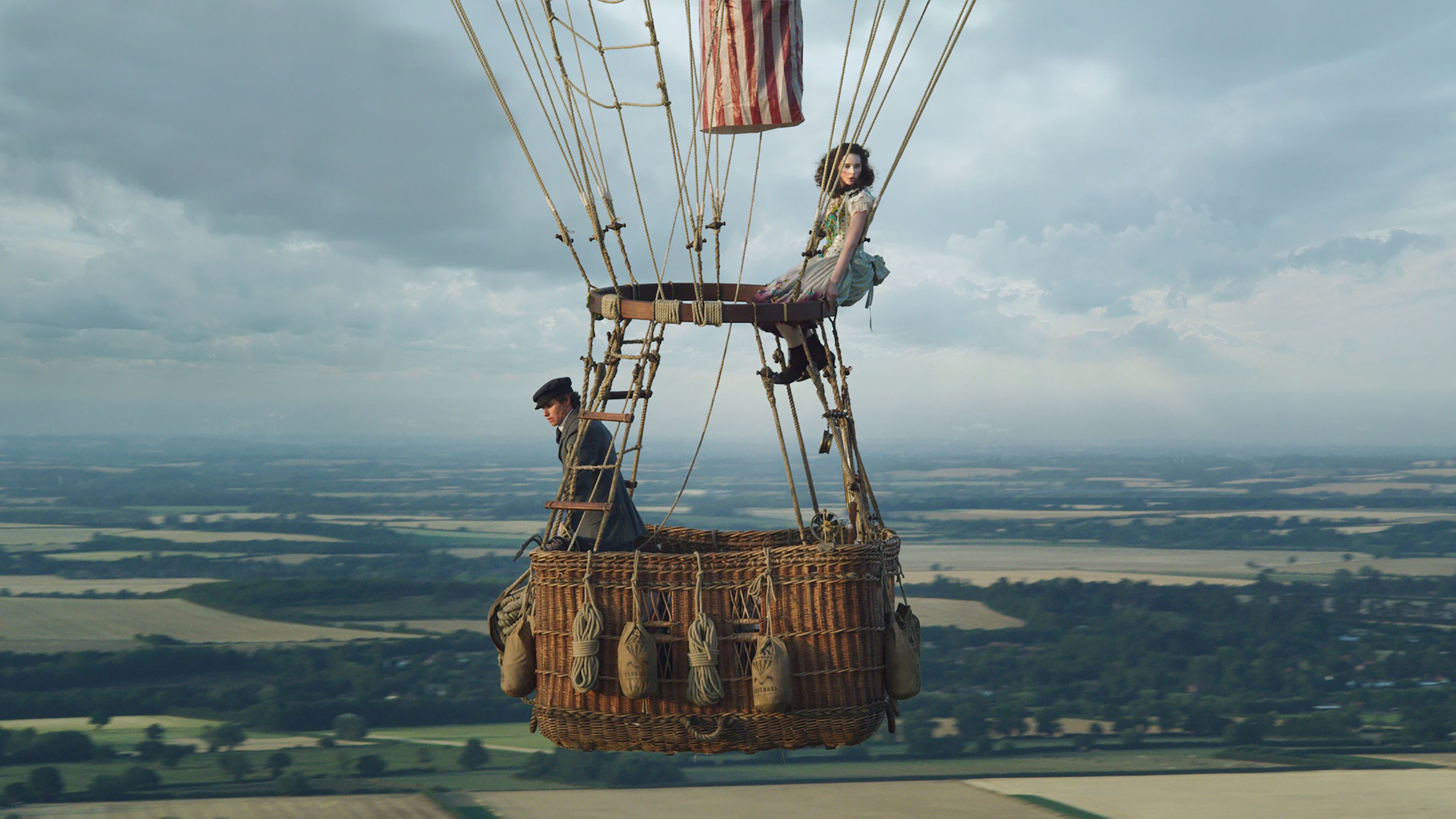 Review: 'The Aeronauts' doesn't exactly soar, but Jones does