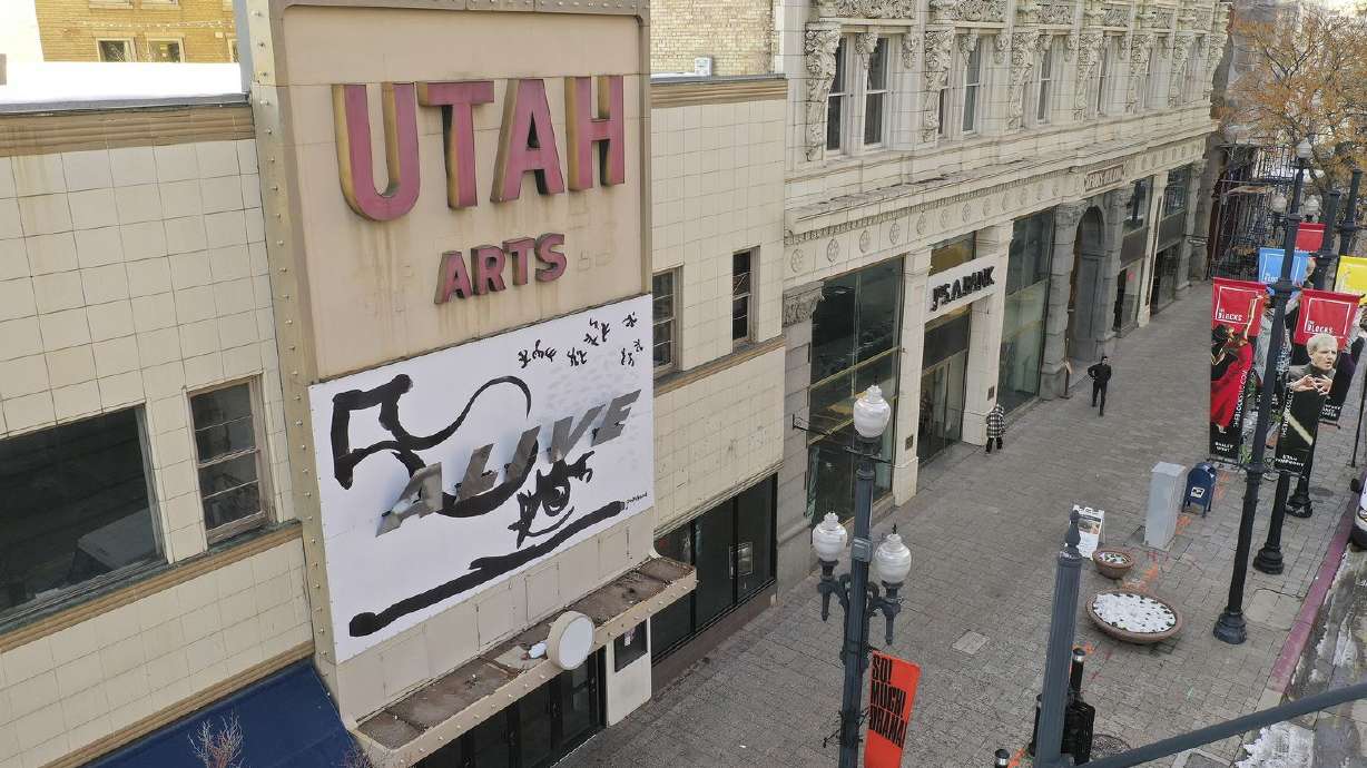 Salt Lake City approves $0 price of Utah Theater in sale to developers planning to build skyscraper