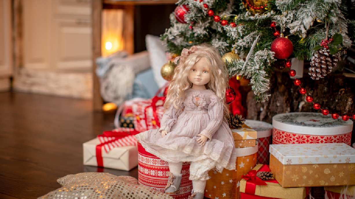 NYT best-selling author writes a Christmas story from Gail Miller's life