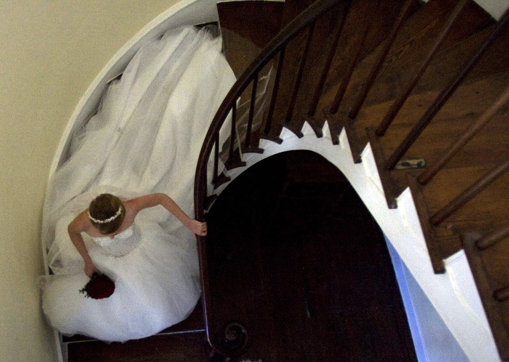 Wedding planning sites change policies on slave plantations