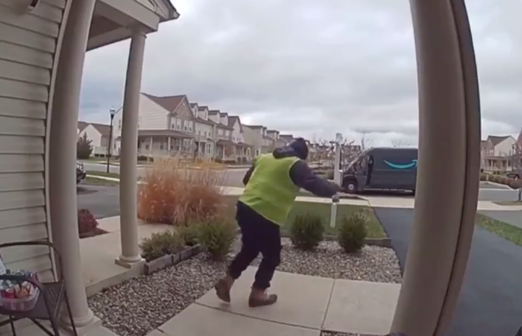 Have You Seen This? Dancing delivery guy’s gratitude will make your day