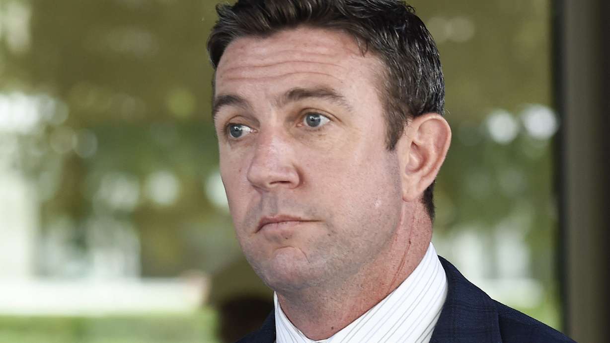 California congressman Duncan Hunter to quit after holidays