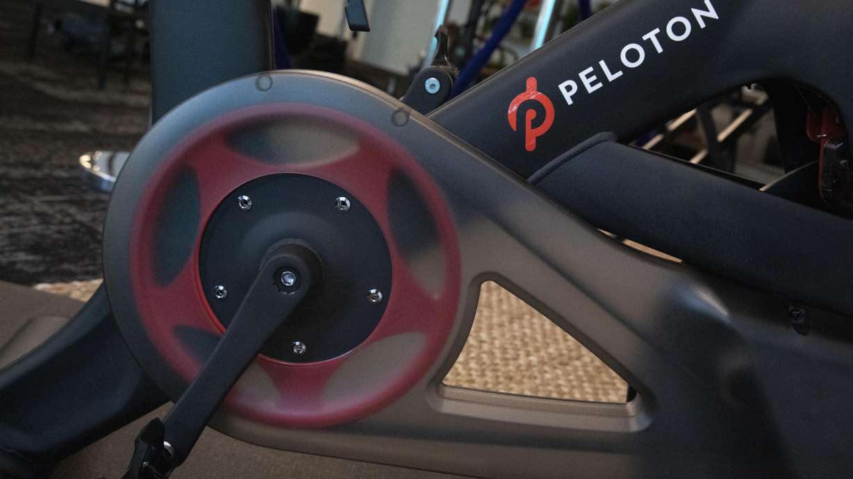 Peloton shares tumble as bearish report adds to ad woes