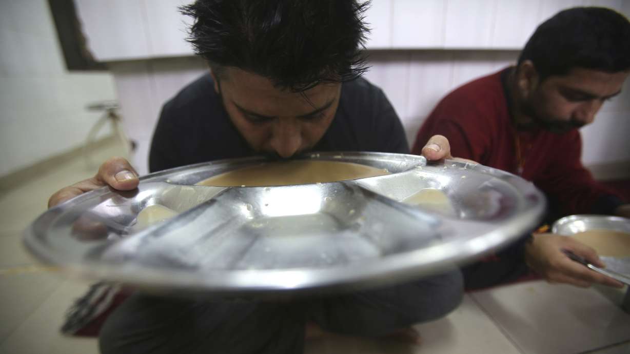 Tramadol is an odd, unpredictable opioid, scientists say