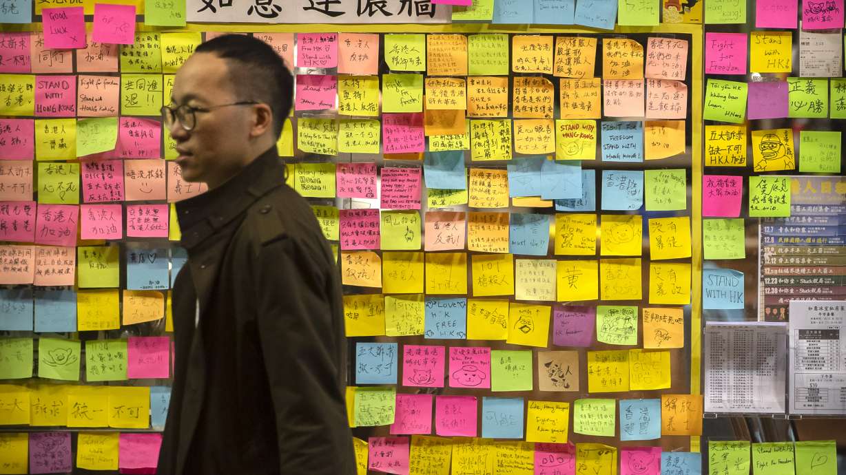 AP Photos: Hong Kong's "yellow" stores support protests