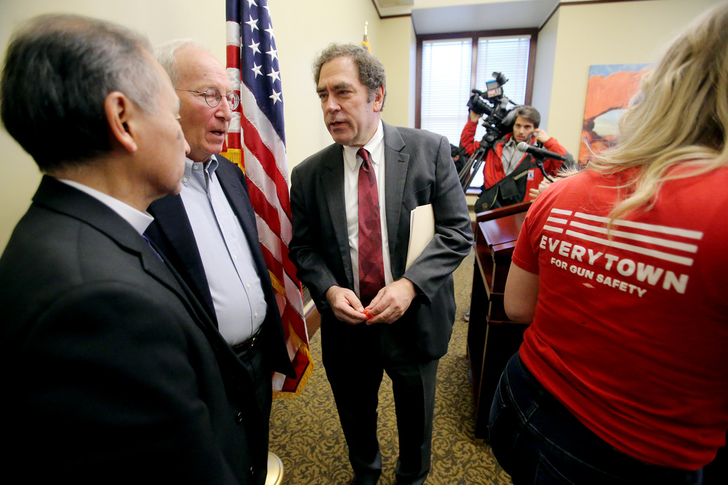 Utah Democrat resurrects bill for universal background checks on gun sales