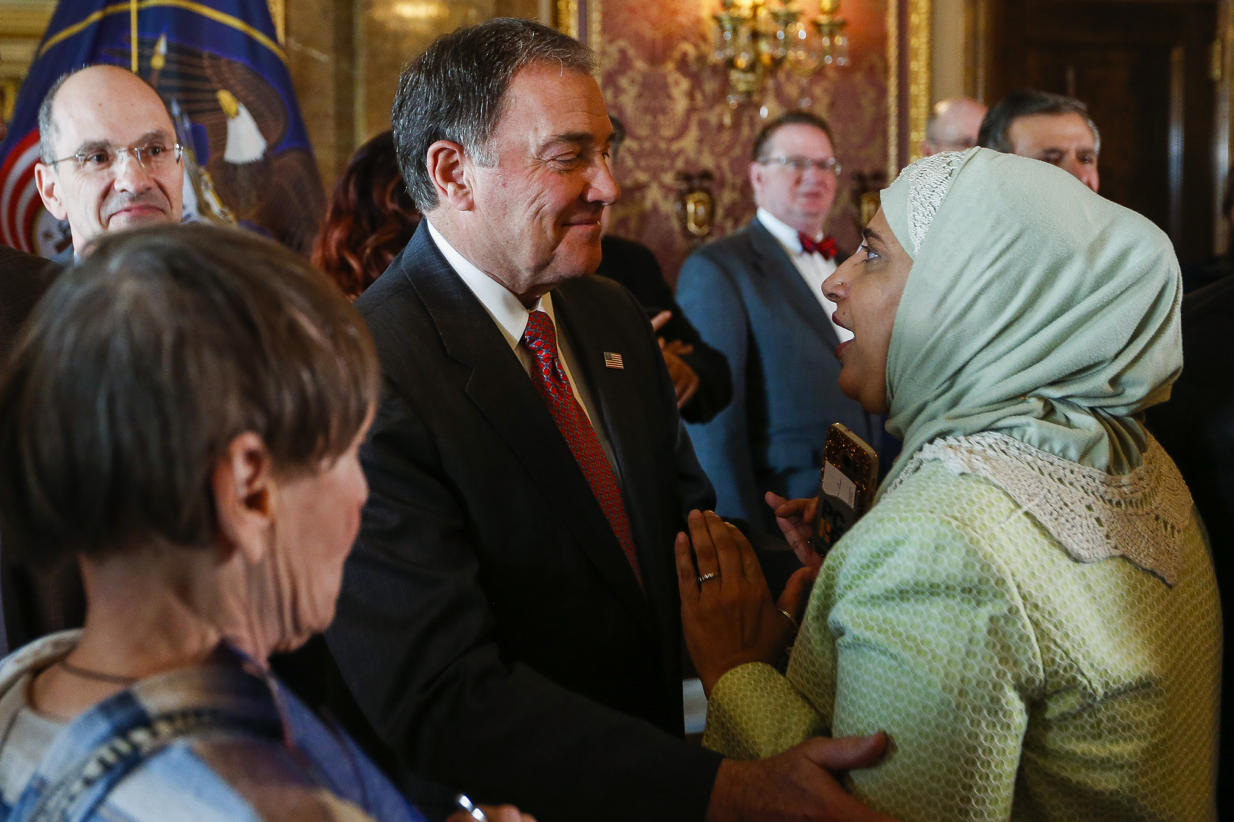 GOP governors grapple with whether to accept refugees or not