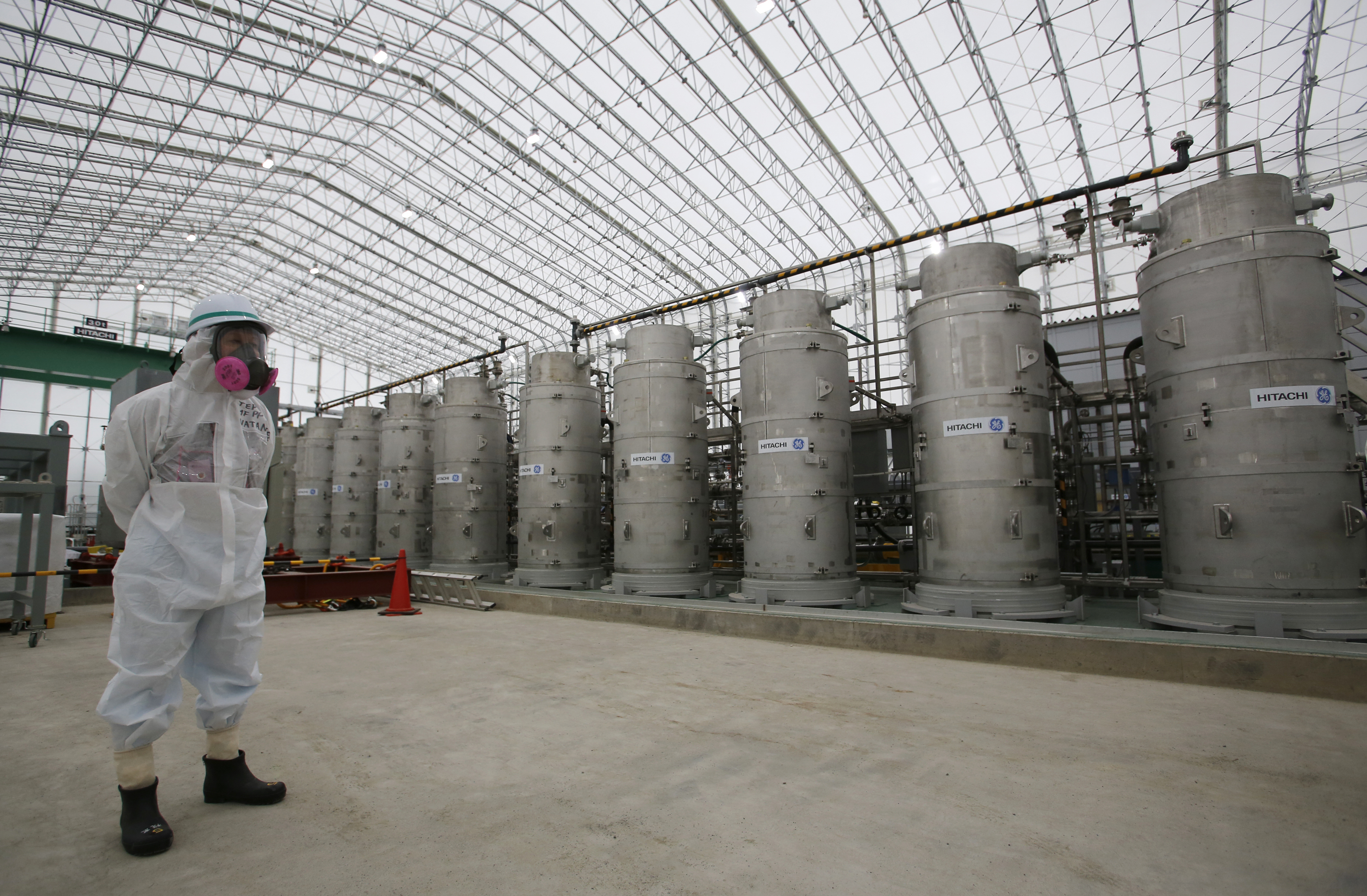 Government proposes release of Fukushima water to sea or air