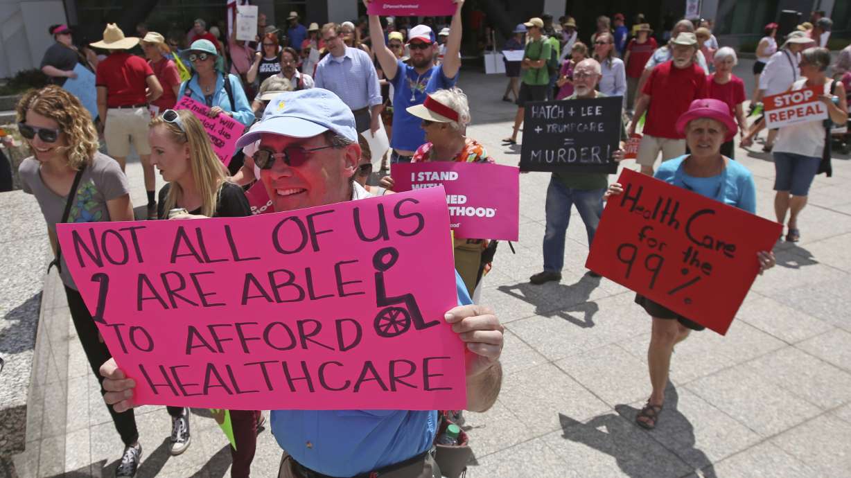 U.S. allows Utah to expand Medicaid with work requirement