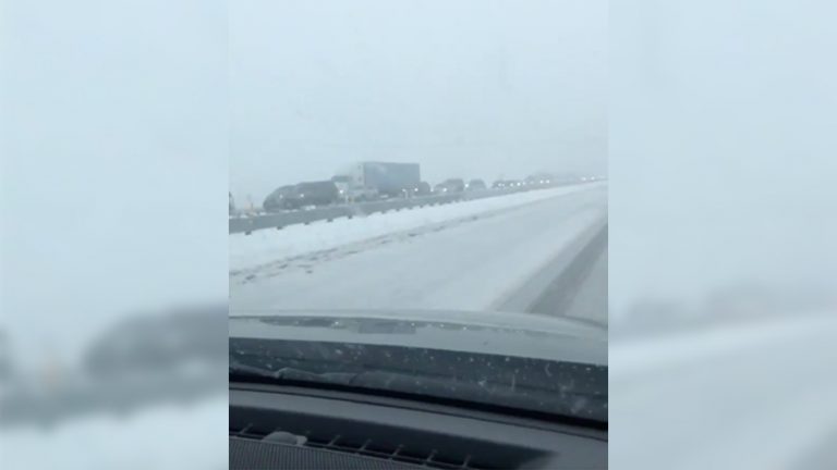 I-15 closed between Las Vegas and California, hundreds stranded due to winter weather