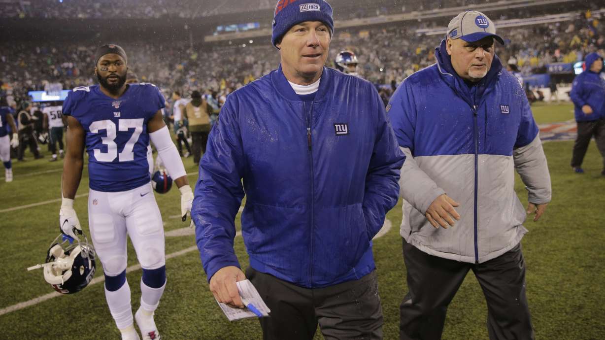 Giants fire Shurmur but keep GM Gettleman after 4-12 season