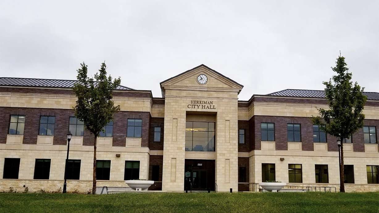 Disgruntled Herriman employee arrested over bomb threat, police say