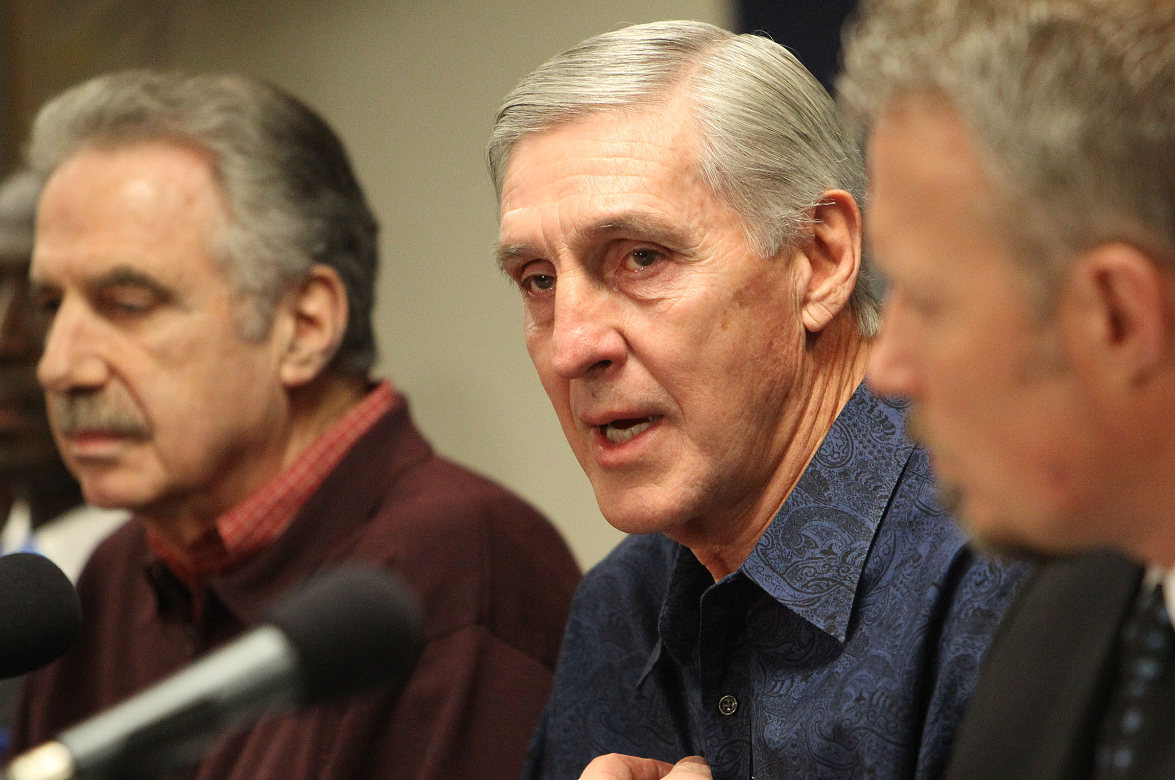 Jerry Sloan talks during his resignation press conference in 2011. (Ravell Call, KSL)