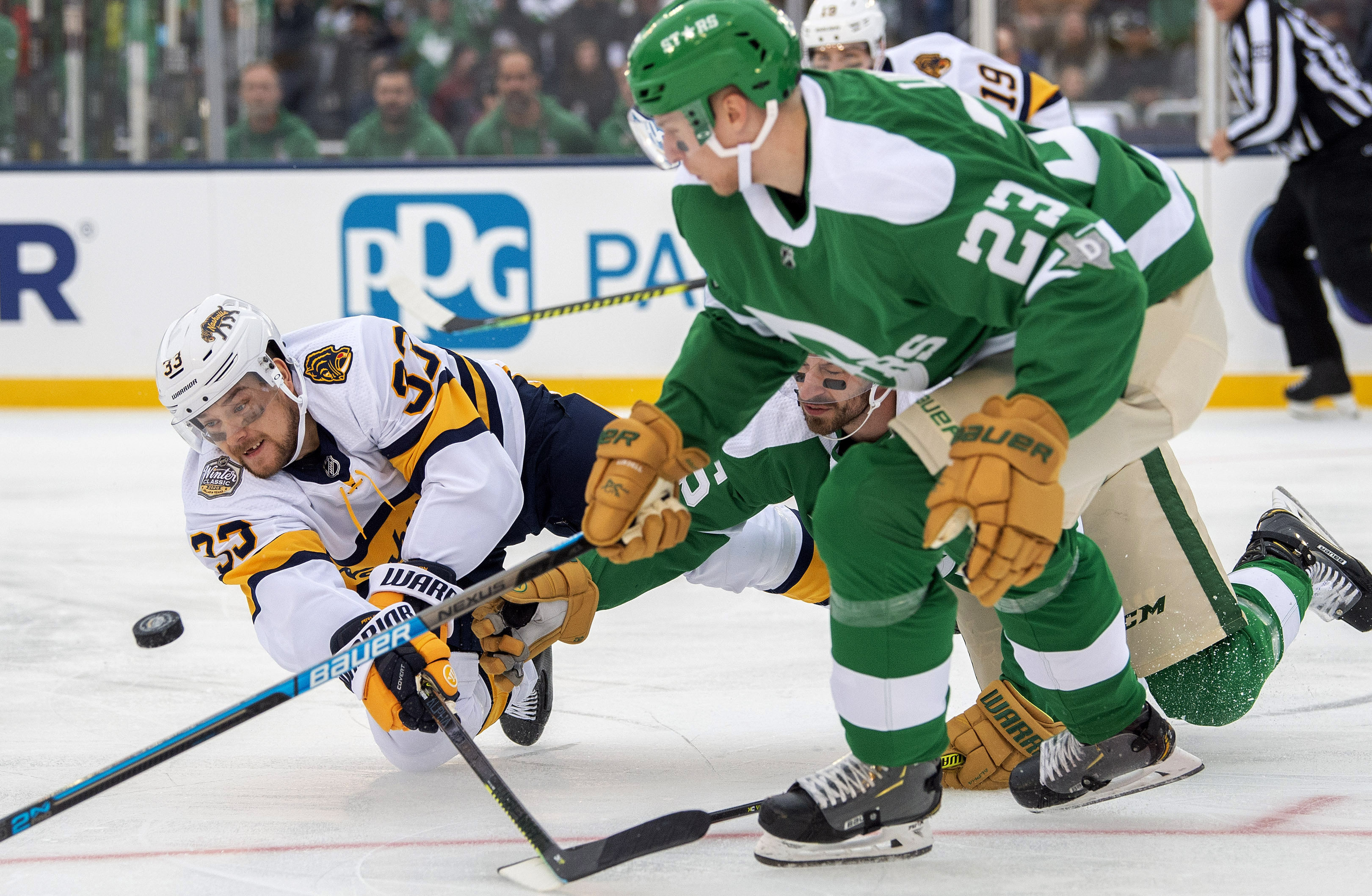 Stars rally to beat Preds 4-2 in Winter Classic at Cotton