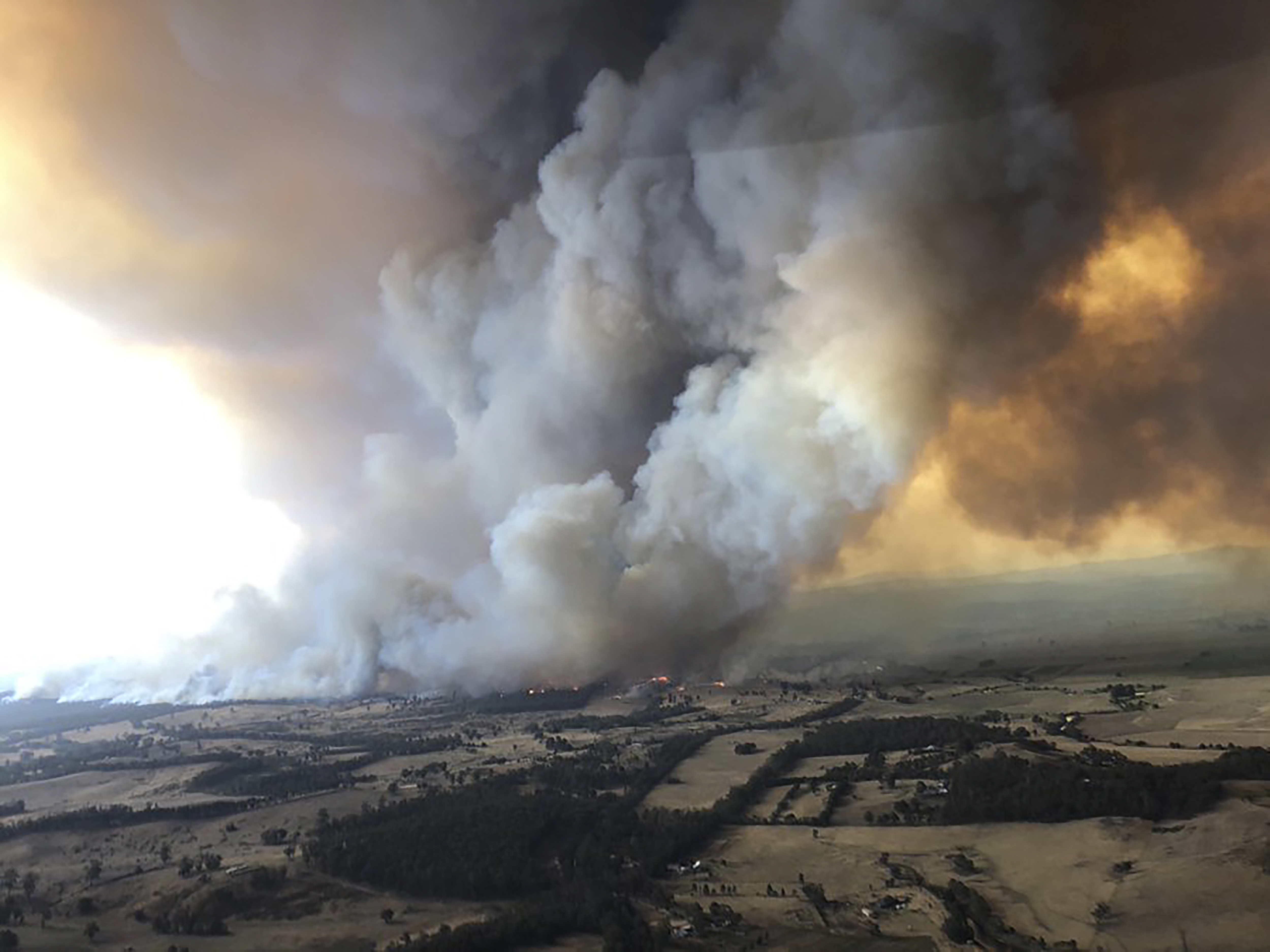 Q&A: How climate change, other factors stoke Australia fires