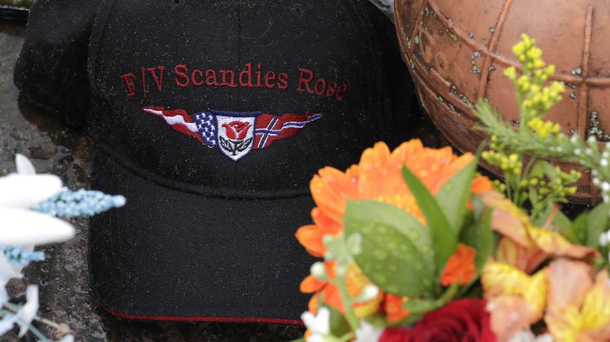 Survivor of boat disaster: 'Sleeping to swimming' in minutes