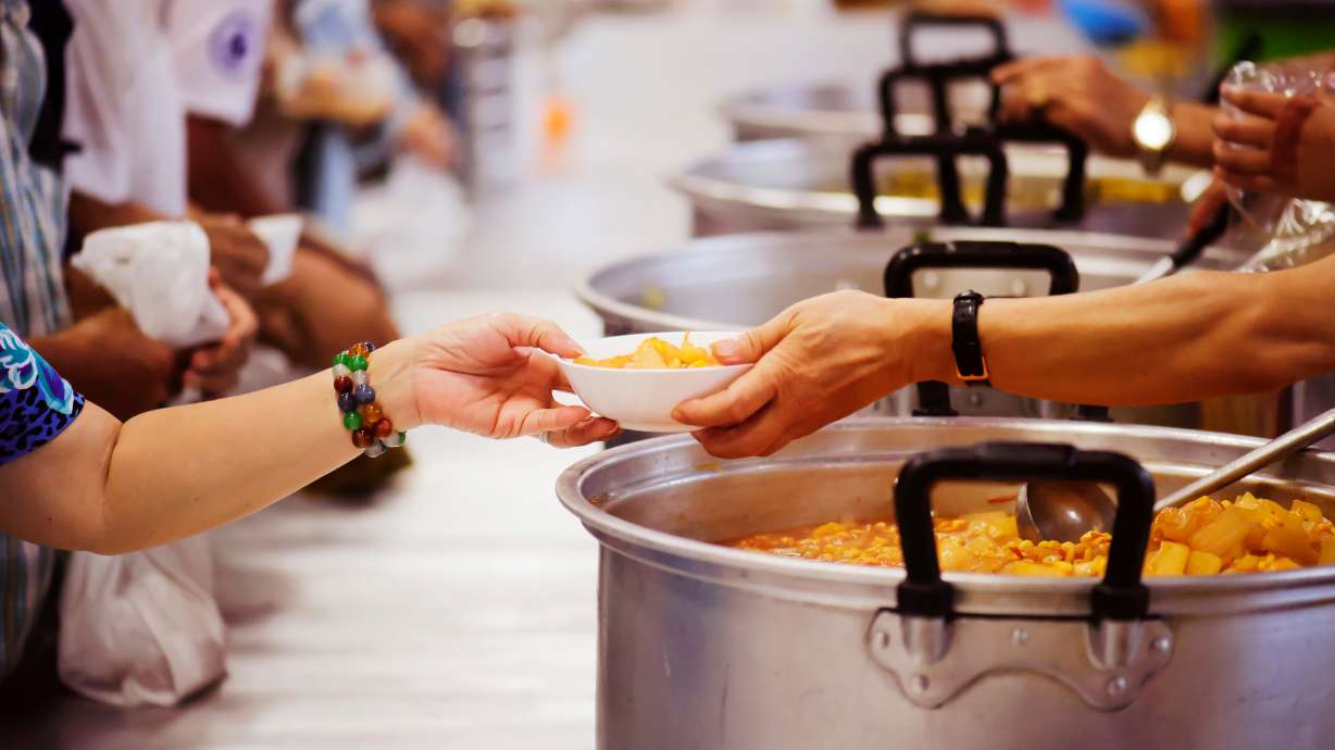 Volunteering and other good deeds reduce physical pain, a study finds