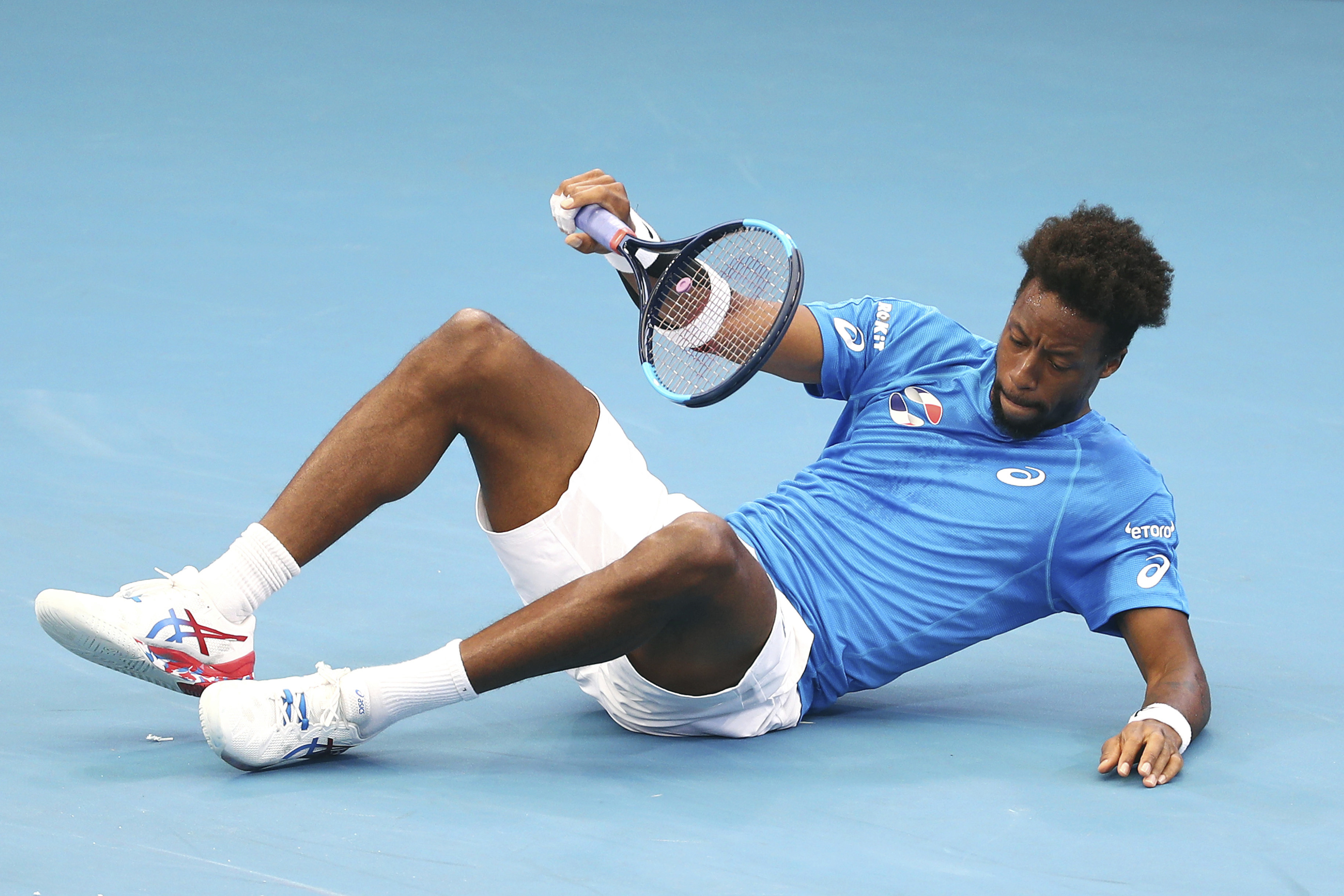 Djokovic clinches Serbia's win; Nadal's Spain beats Georgia