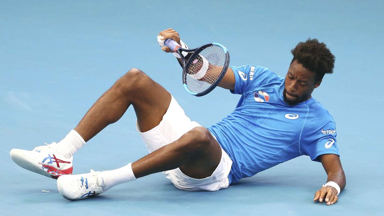 Djokovic clinches Serbia's win; Nadal's Spain beats Georgia