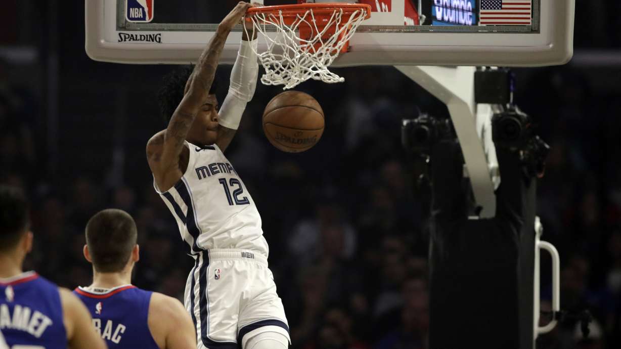 Grizzlies beat George-less Clippers 140-114 for 7th road win