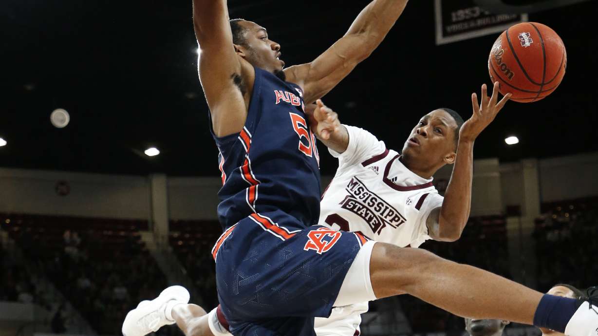 McCormick's 28 keep No. 8 Auburn perfect with 80-68 win