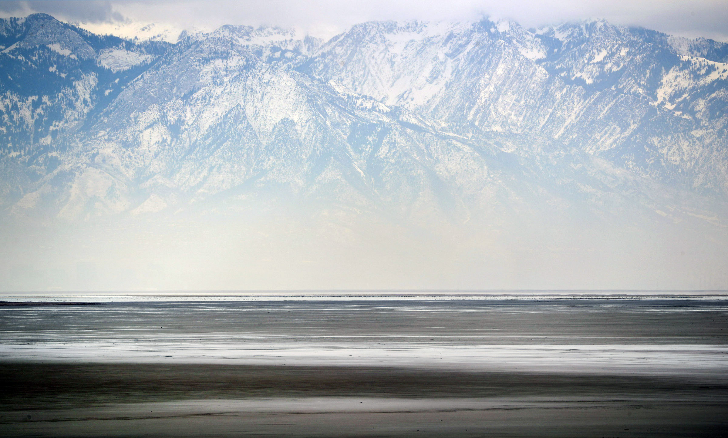 Study: Exposed lake beds, desert basins contribute 90% of local urban dust