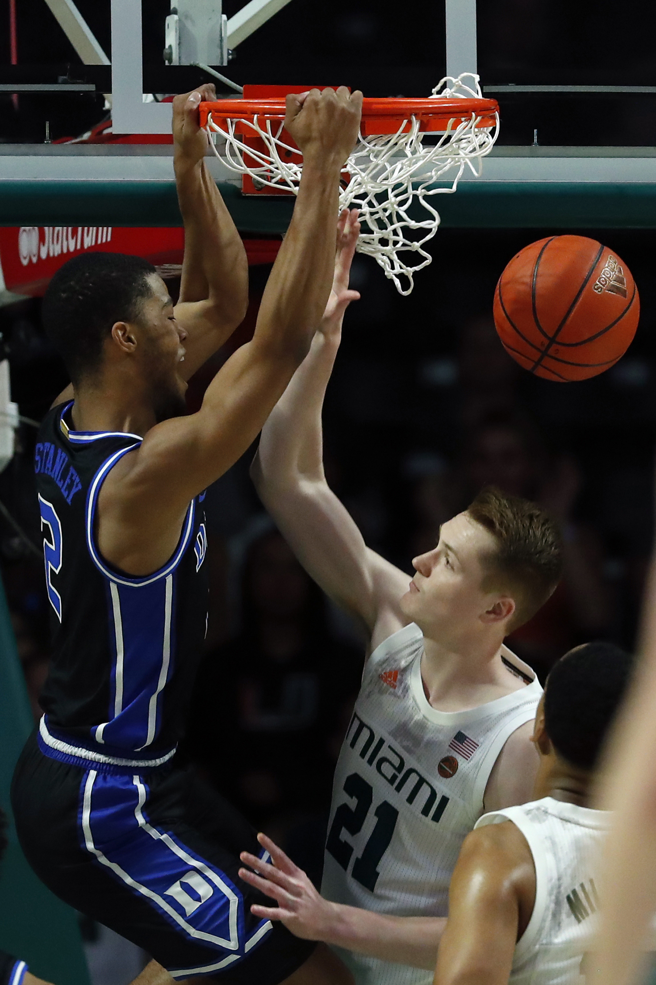 Carey scores 24 to lead No. 2 Duke past Miami 95-62