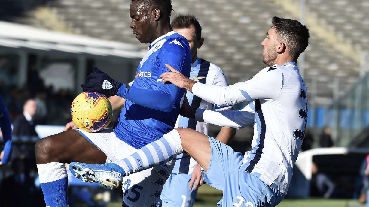 'Shame on you': Balotelli slams Lazio fans for racist abuse