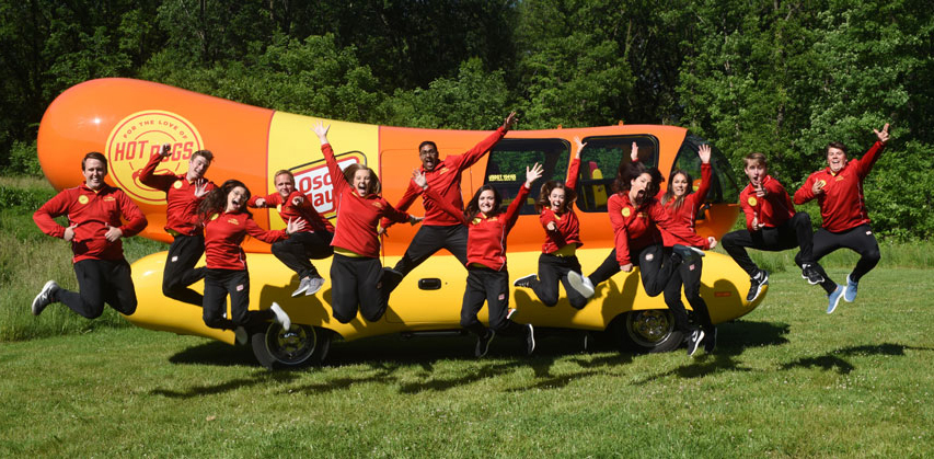 Here’s Your Chance to Become the Next Oscar Mayer Wienermobile Driver