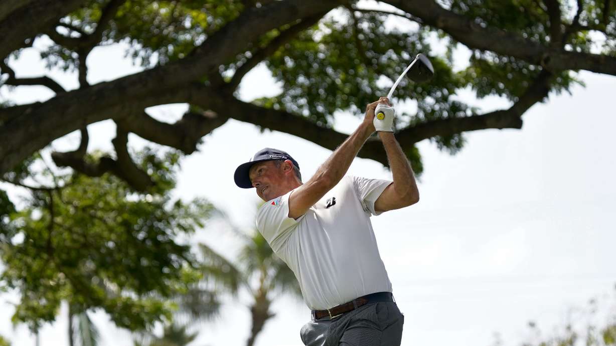 New Hawaiian island, new course, same big wind for Sony Open