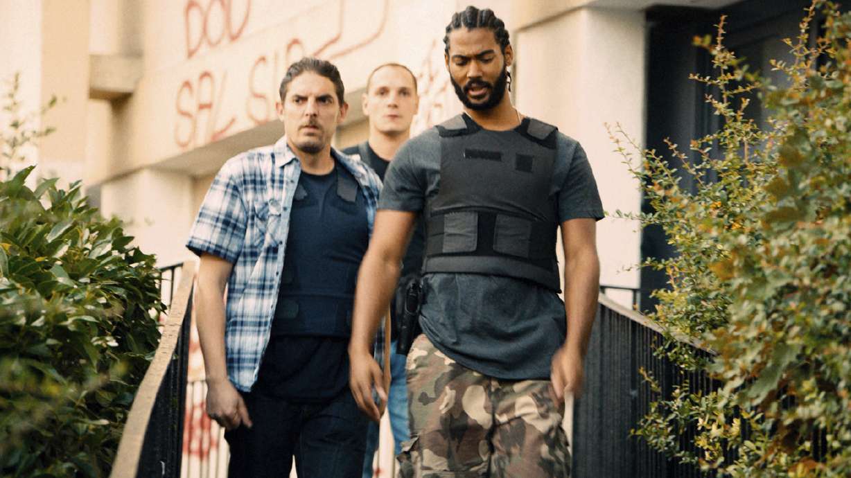 Review: Paris projects ready to ignite in 'Les Miserables'