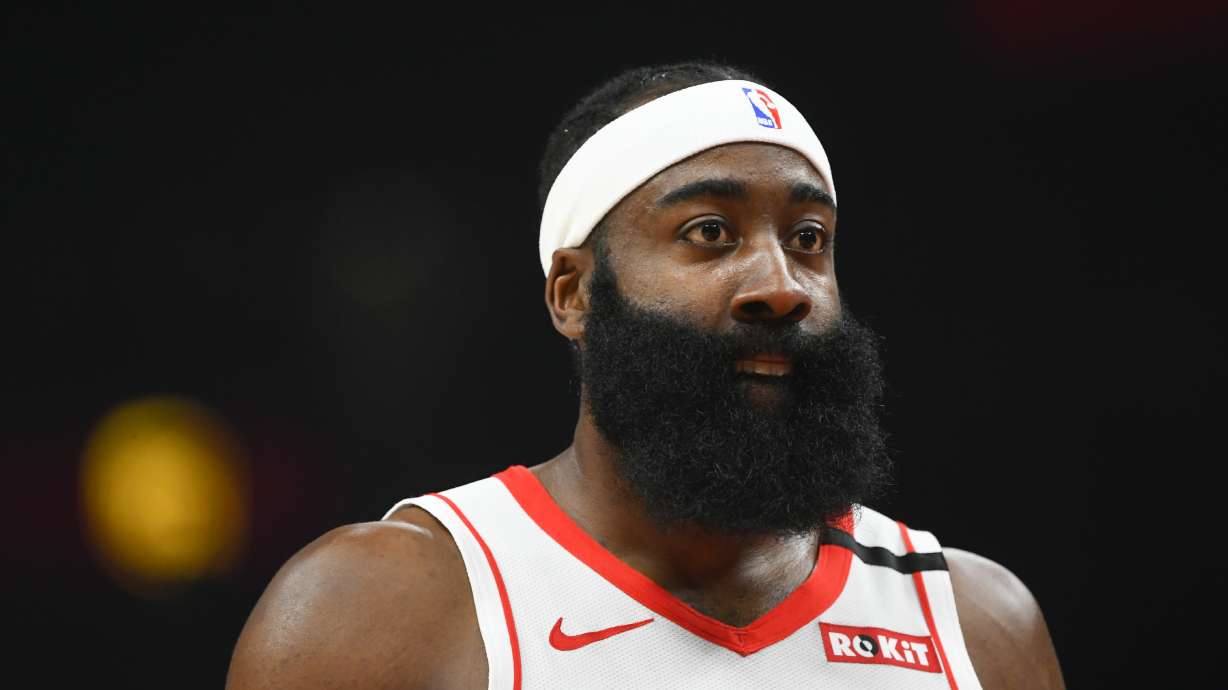 Harden, Young get 40-point triple-doubles; Rockets top Hawks