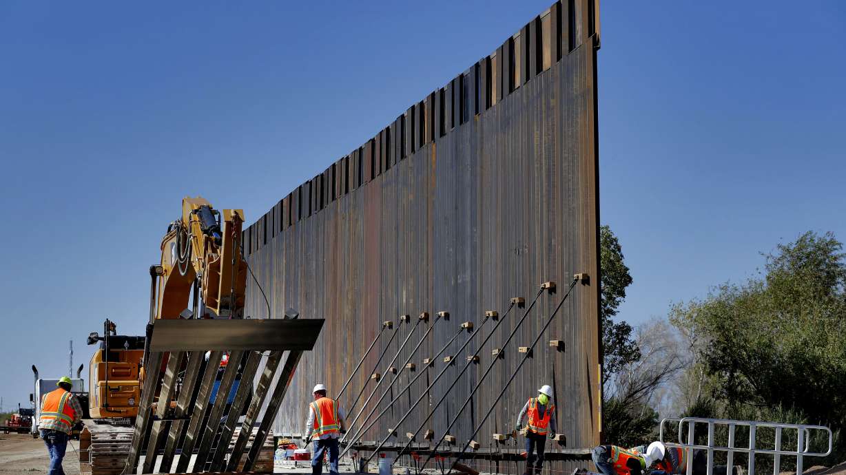 US courts rule for border walls both public and private