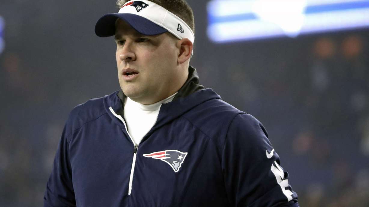 Browns, Pats' McDaniels meet for 7 hours about coaching job