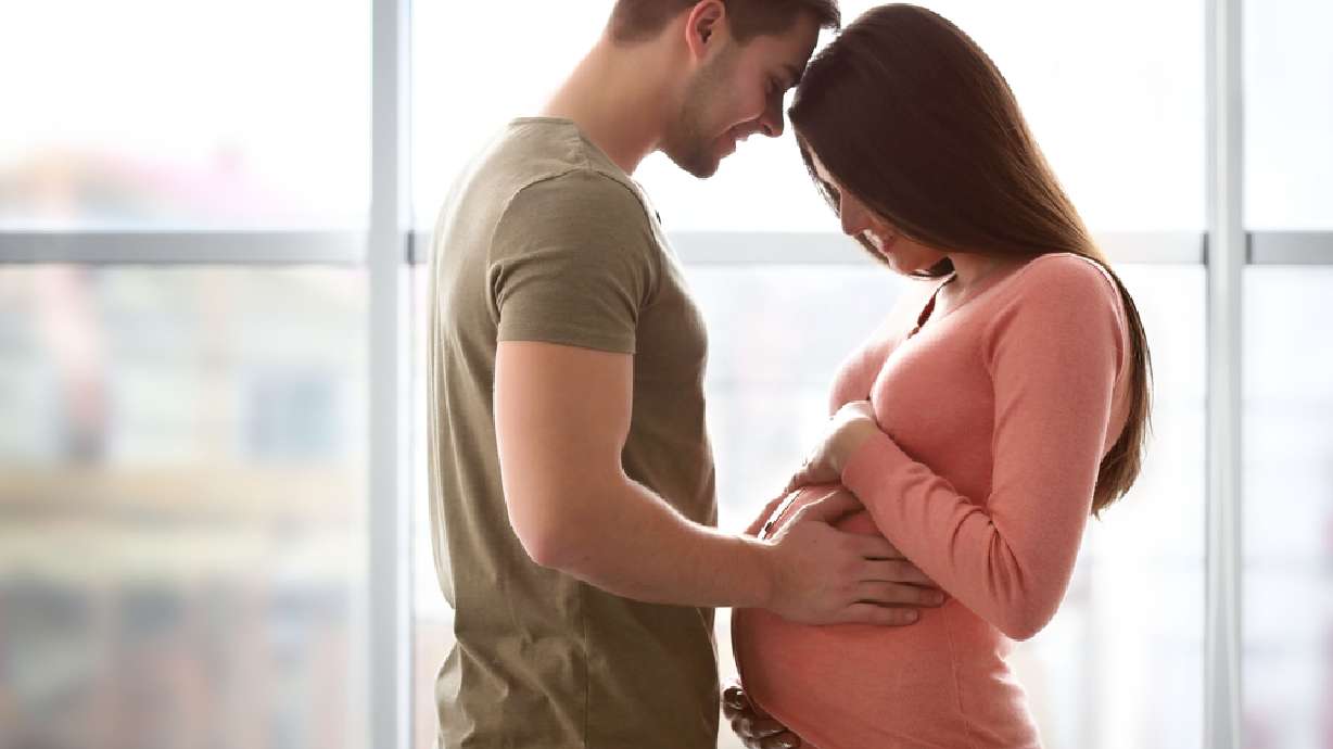 What I wish my husband knew about being pregnant (and each trimester)