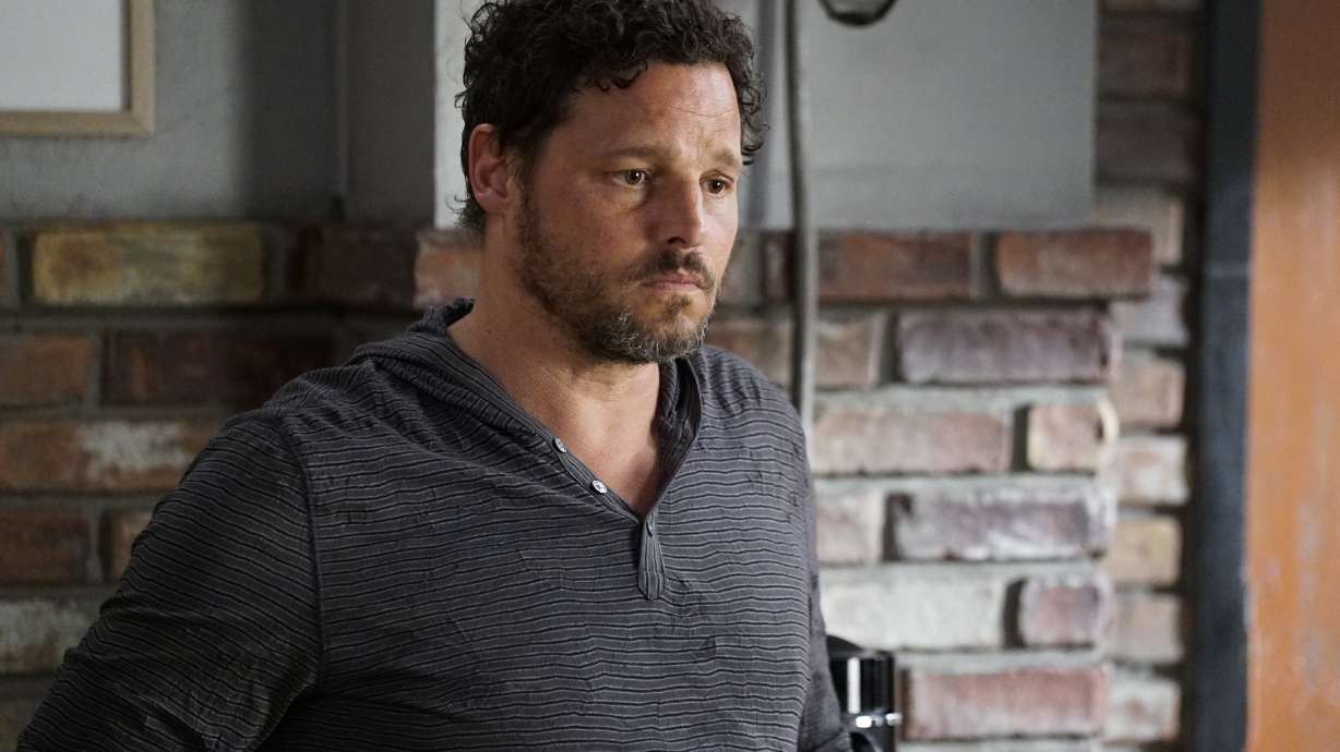 'Grey's Anatomy' veteran cast member leaves the series