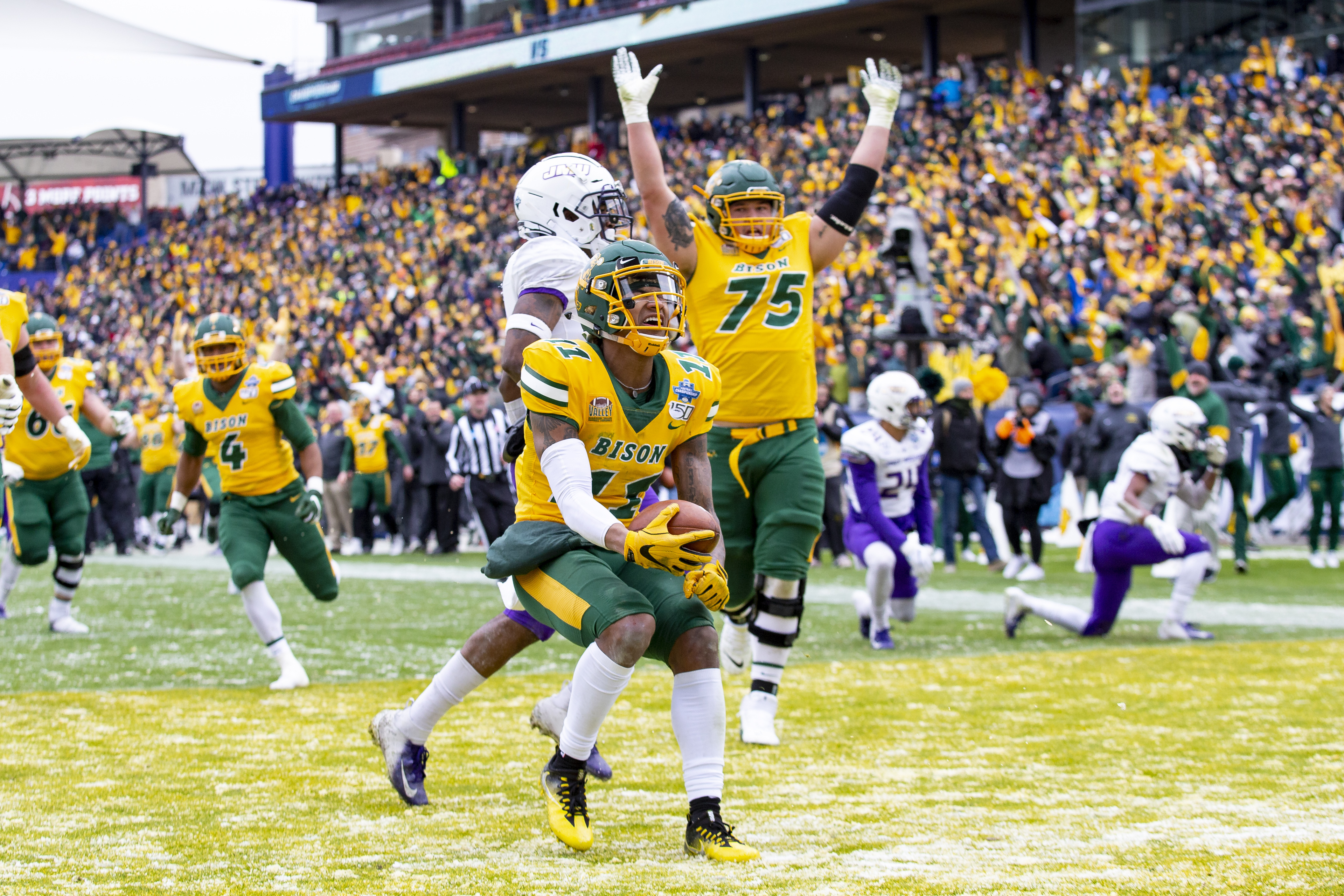 North Dakota St. wins 8th FCS title 28-20 over James Madison