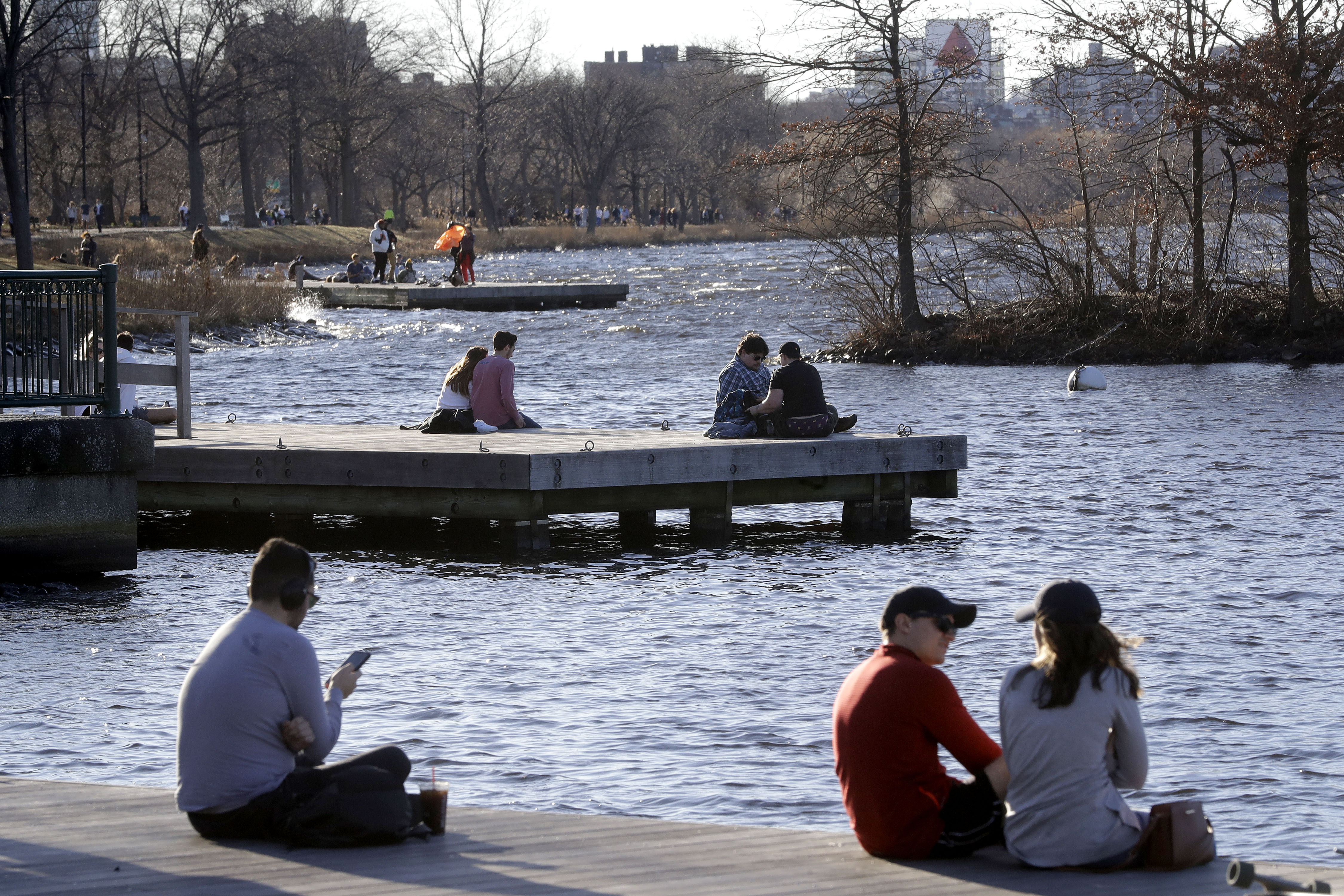 Second day of record warmth bathes parts of New England